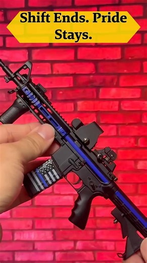 Special edition SWAT AR model: full die-cast metal, display stand, dummy rounds — build in 5 minutes. Give and display with pride. *non-firing model | GoatGuns