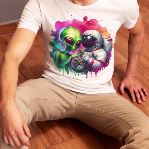 Alien and Astronaut Smoking Watercolor T-shirt Sweatshirt Hoodie Colorful Space Friendship Graphic Apparel - Etsy