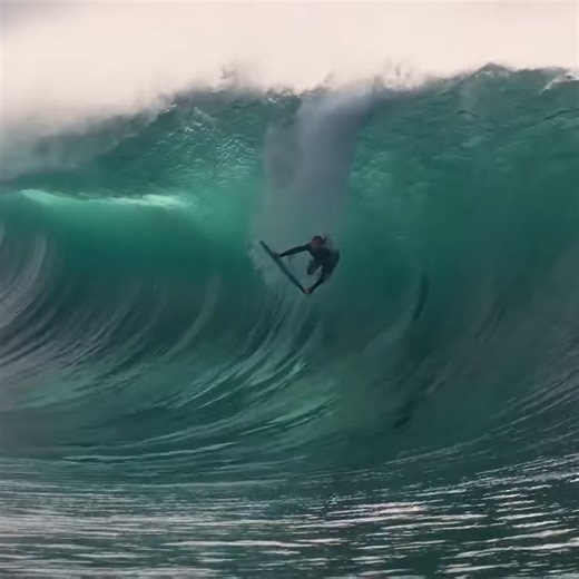 Shane Ackerman has blurred the line between what you can paddle and what you can tow! A short excerpt from "YETI Presents | Astronaut in the Ocean" | We Bodyboard