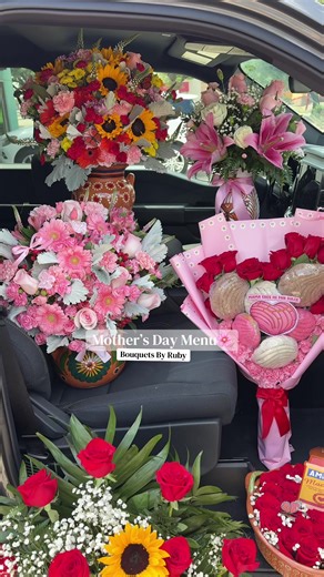 Ollitas and Jarros The # 1 Best seller in Mother’s Day 🫘🧡 Peep the concha bouquet
