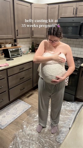 doing a belly casting kit at 35 weeks 🤰🏻#pregnant #secondtimemom #thirdtrimester #diy