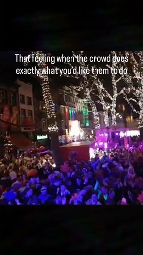 When you try that crowd control thing as a dj #djviral #remix #edms #dj