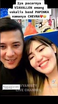 Via Vallen dan Chevra resmi Pacaran