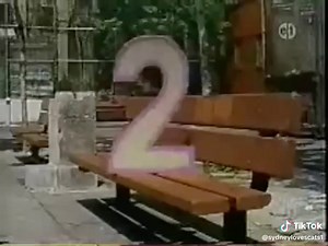 Sesame Street: Counting to 20 in the Park