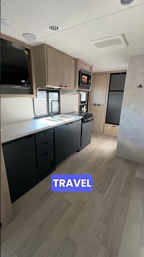30 foot travel trailer with 2 air conditioners!