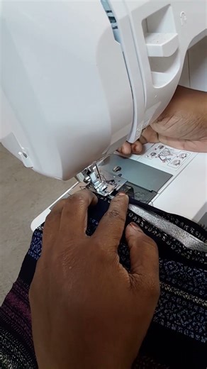 sewing tips and tricks.140|hand designing with lace|#shorts