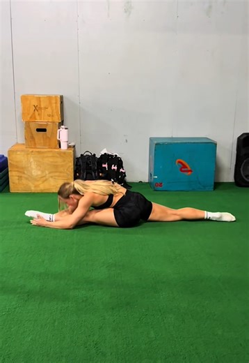 Fun flexibility challenge – improve your stretch & mobility