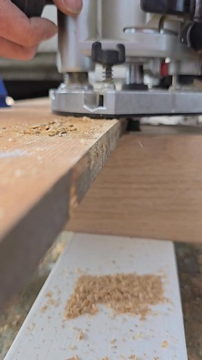 7.6K views · 56 reactions | Modernising a staircase using oak and black metal spindles...  Check out the progress and build tactics  #fyp #stairmaster #joinery #Oak #diy #howto | Signature joinery co | Facebook