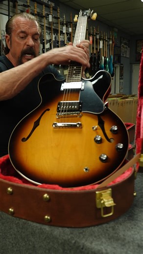 Bizarre Guitar on Instagram: "🎸🔥 Check out this Gibson ES-335 Vintage Burst — one of the most iconic and versatile guitars ever made! ⚡ Features: Classic dot inlays Dual humbucking pickups for warm, rich tone Tune-O-Matic style bridge & stop tailpiece for perfect stability Timeless Vintage Burst finish Built in the USA 🇺🇸 This is not a Custom Shop piece, which means you get pro-level quality without the heavy price tag. Super clean, incredibly smooth, and ready to become your next favorite g