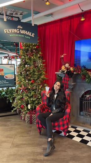 @Flyover has a new Soar with Santa experience where travellers are whisked away to glittering, snow-blanketed landscapes of the North Pole. Make sure to grab some festive treats from the Flying Whale Cafe for a complete holiday experience! 📅 November 21 - January 1, 2025 - Kids Under 13 ride free with an adult - Black Friday Savings ($20 adult, 10 child) - 30% Dual-ride Discount - BC Locals Rate 📍 Flyover in Vancouver, 999 Canada Place #201, Vancouver, BC - #vancouverbc #canadaplace #Experienc