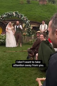 Frodo Baggins Surprises couple by crashing their ‘Lord Of The Rings’ wedding