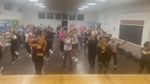 Oh my days! what a vibe last night. Thank you for your energy 🔥 | Chris Roberts