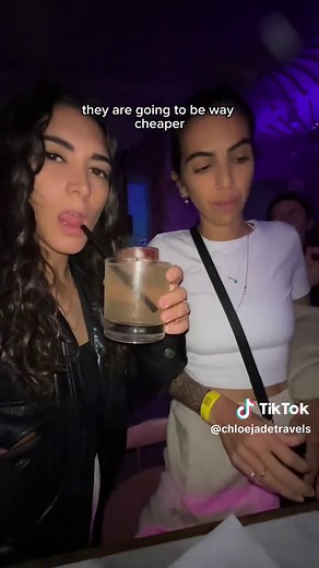 chloe jade travels on TikTok