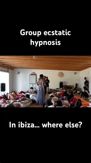 Group session in Ibiza 2025 ‪@ecstatichypnosis‬ #hypnosis #grouphypnosis