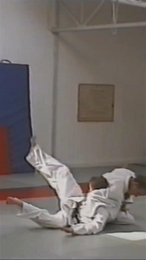 Classic Jiu-Jitsu (1997). 🥋 #martialarts