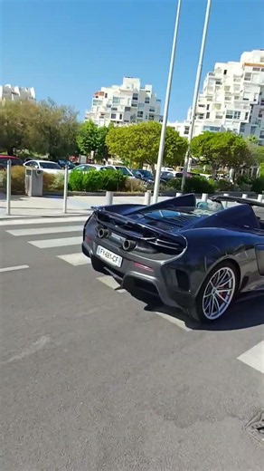 Mc Laren 675 LT spider