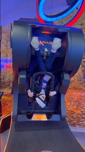 360º spinning roller coaster | Super Thrilling Virtual Reality Roller Coaster