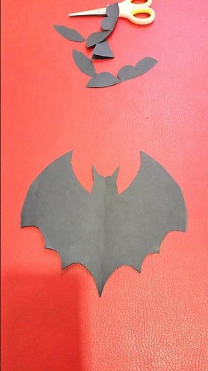 I made a batman logo from origami paper#origami