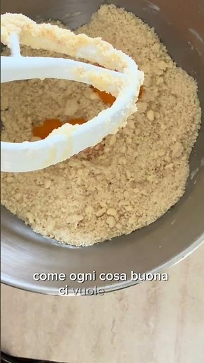 CROSTATA CON MARMELLATA E AMARETTI #ricette #dolci #crostata #amaretti