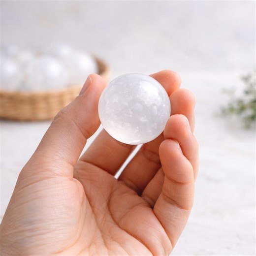 Selenite Crystal Ball Sphere Polished Healing Reiki Chakra Meditation Gift - Etsy