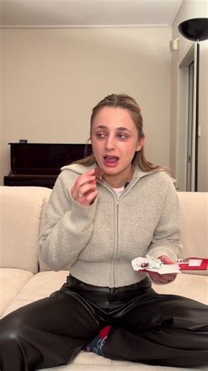 “Greek sweets are elite” - a Greek #greektiktok #greekfood #funnygreek #greekhumor #greekcomedy @iongiapanta @Caprice