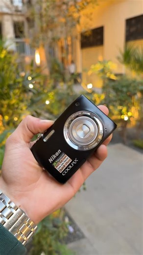 Rentz.eg on Instagram: "Nikon Coolpix S2800 ✨📸 #digitalcamera #digitalcamera #vintage #vintagephoto #digicamlove #egypt"