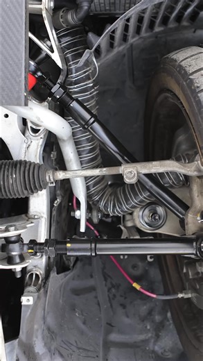 The range of on-car adjustable suspension arms for the BMW F80 M series continues to grow with our own personal need for them. From front lower arms, rear kinematic correction kits to traction, toe arms and more! This has been a super fun project of ours! #gktech | gktech.com