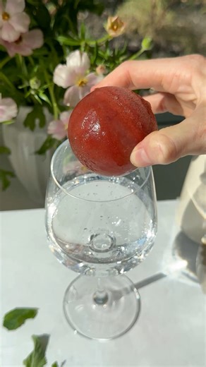 Watermelon Mint Migraine Attack Ice Cubes with natural electrolytes. Recipe: https://thedizzycook.com/watermelon-juice (scroll down to the Notes section for the ice cube instructions!) These watermelon mint ice cubes are perfect for hydration, restoring electrolytes during a migraine attack, hot weather or a work out (without any packets!) and great for nausea relief and fatigue. Store them in your freezer and pop into a glass with ginger ale, sparkling water or coconut water at the first sign o