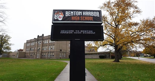 Superintendent: Benton Harbor High School fight was gang related