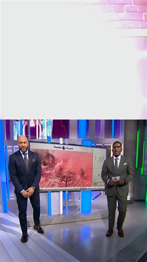 Tim Howard and Robbie Earle break down the key moments from Liverpool’s title-deciding victory over Spurs on the Samsung Galaxy Tactics Session. | NBC Sports Soccer