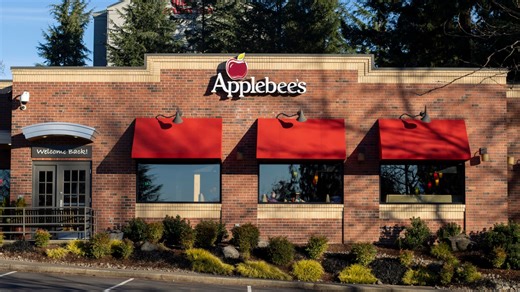 Applebee's fans 'shocked' after two locations close, they only found out at door