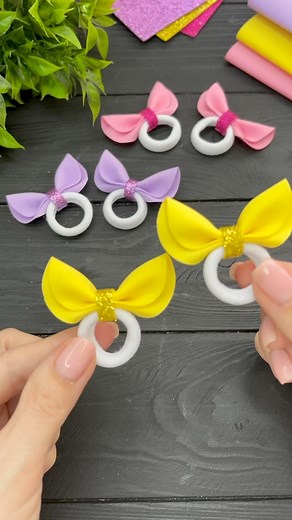 18K views · 331 reactions | 1 minute + 1 circle!  How to make EASY Rubber Band Tutorial #diy #diycrafts #craftideas #headband #rubberbands #hairaccessories | VIKI Studio DIY | Facebook