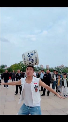 Amazing 😍😍😍#Cup Dance 👏👏👏