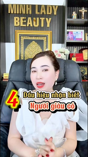 141K views · 1.4K reactions | 4 dấu hiệu nhận biết người giàu #tiensihoahauminhlady #minhladybeauty #hoahauminhlady #minhlady #hôn_nhân #cuộc_sống #vợ_chồng #gia_đình #viral #xuhuong #caunoihaymoingay | Nguyễn Thị Huyền Minh | Facebook