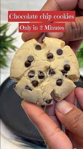 2 Minute Microwave Chocolate Chip Cookie Eggless #cookies #ytshorts #shortsfeed #youtubeshorts #cake