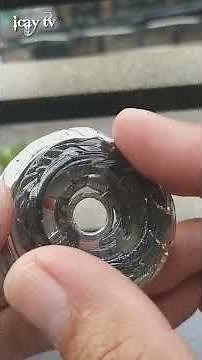 Con quay siêu ảo diệu trước cổng trường