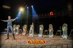 𝗜𝗟 𝗖𝗜𝗥𝗖𝗢 𝗔𝗠𝗘𝗥𝗜𝗖𝗔𝗡𝗢 𝗔 𝗠𝗜𝗟𝗔𝗡𝗢! Torna a Milano dopo 16 anni di assenza il Circo Americano della famiglia Togni! In Piazzale Cuoco dal 22 ottobre al 22 novembre lo spettacolo più atteso dai milanesi: 2 ore di emozioni e divertimento per tutta la famiglia! Informazioni http://americancircus.it | American Circus