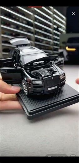 Rolls-Royce Cullinan die-cast simulation car model #Cullinan #carmodel #diecastcarmodel #men'stoy