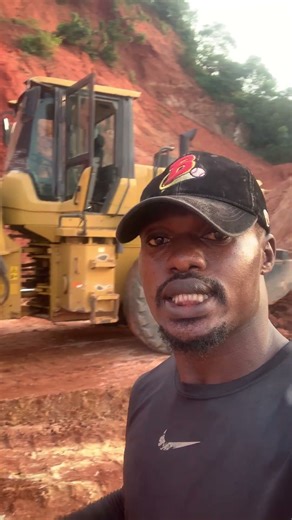 I use Lovol payloader and it works really great for this kind of project