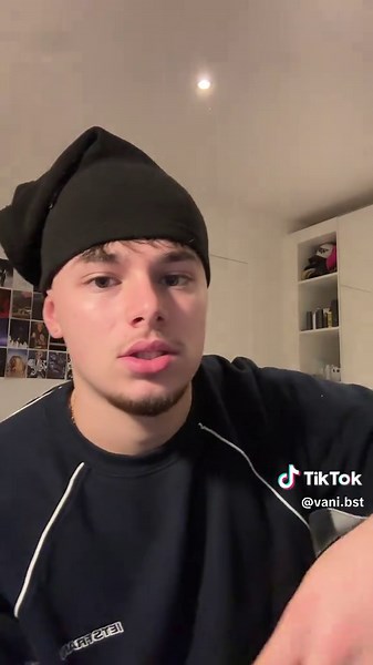 Vidéos de VANI (@vani.bst) avec son original - RAP FR🇫🇷