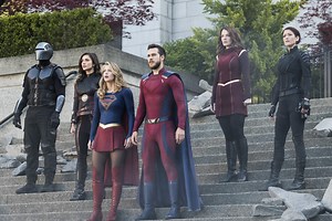 SUPERGIRL: The Battle For Earth Begins In New Photos From The Season 3 Finale: "Battles Lost And Won"