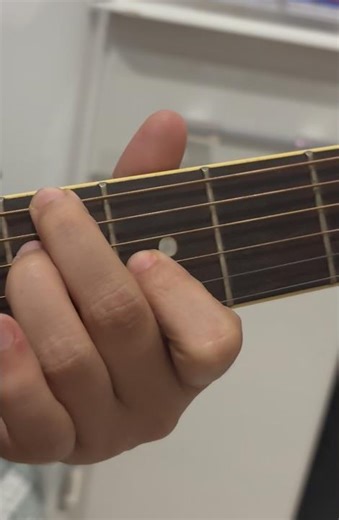 Train your ear and improve your musical skills in seconds!