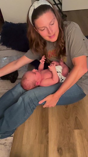 126K views · 3.8K reactions | Baby web from Hello Little is a favorite!! Link if you would like to purchase::: https://hellolittleprops.com/?sca_ref=3912038.6G0lYc9pBD | Emily Moncus Photography- Savannah, GA Newborn and Maternity Photography | Facebook