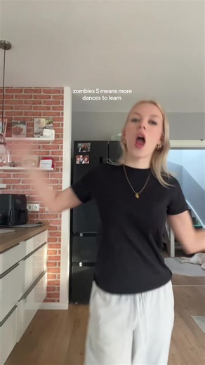 Exploring Video Glitches: Causes and Solutions