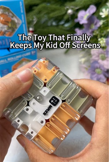 A maze cube that entertains them and actually makes them smarter.#MazeCube #SmartToys #KidsToys #STEMLearning #BrainBuildingToys