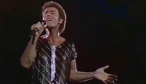 DONNA by Cliff Richard - live performance 1984 + lyrics