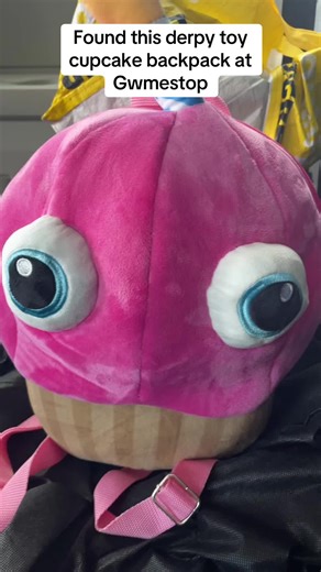 He’s so cute 😭#FNAF #collection #fnafplush #fyp #fypシ゚ #fyppppppppppppppppppppppp #Mrcupcake