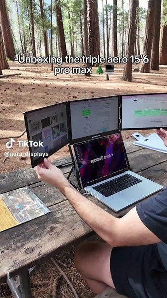 Unboxing the Triple Aero 15’6 Pro Max 💻 #tech #workfromanywhere #unboxing #remoteworker #monitor