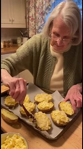 This is absolutely delicious. Don't change a thing! I took this to a dinner party and everyone loved it but I've been making it at home just for us too. It really only takes 10 minutes to prepare everything! #cooking #recipes #nana #country | Cooking in Kathy's the Kitchen