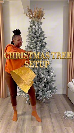 Christmas Tree Setup using Dollar Tree Ornaments! A simple and elegant tree setup anyone can do! Happy holiday! | Nora G's Nook